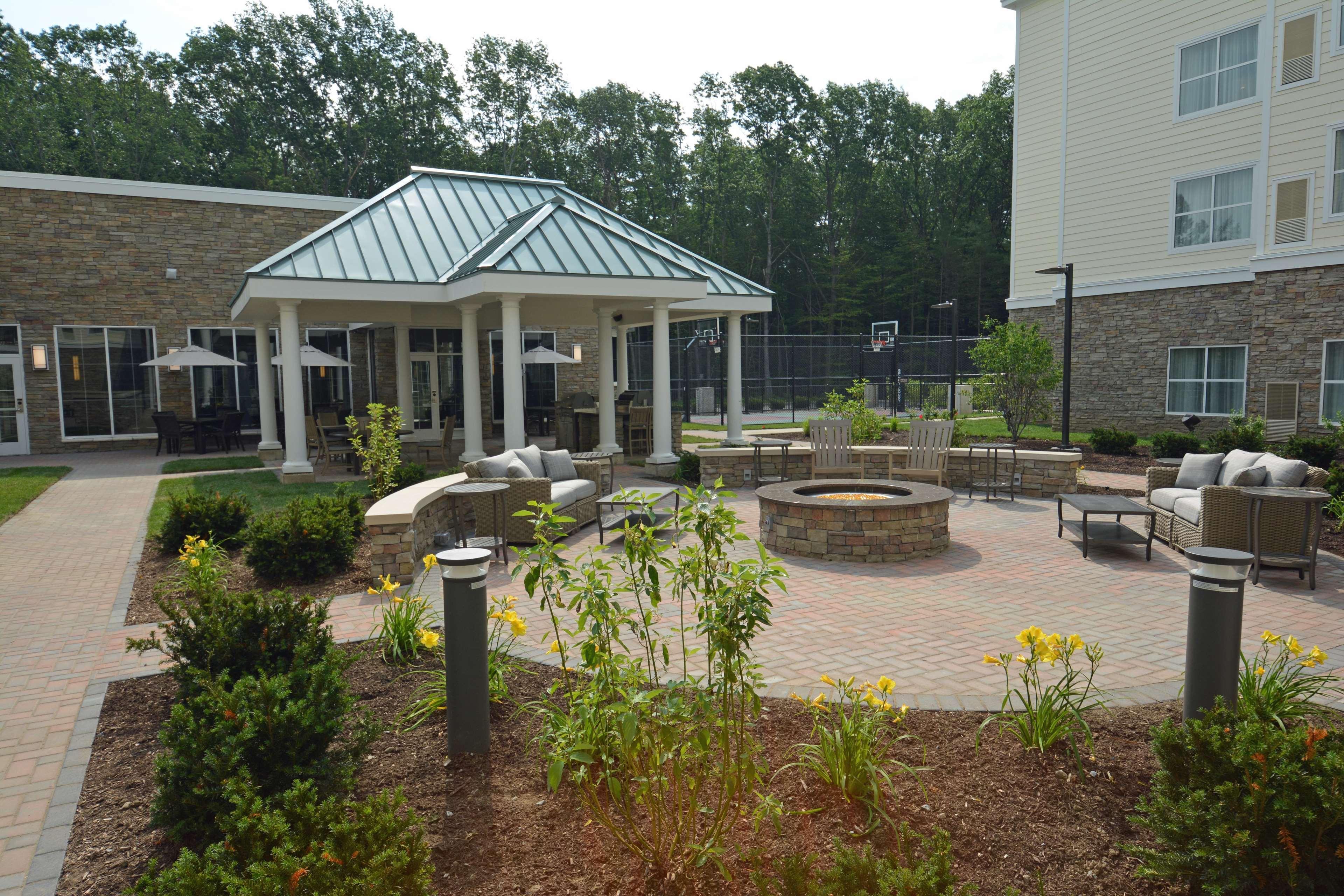 Homewood Suites By Hilton Saratoga Springs Exteriör bild